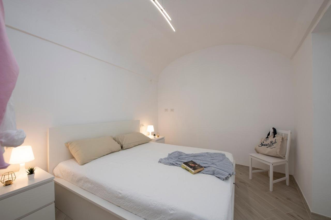 Venere House -balcony & Seaview Apartment *
