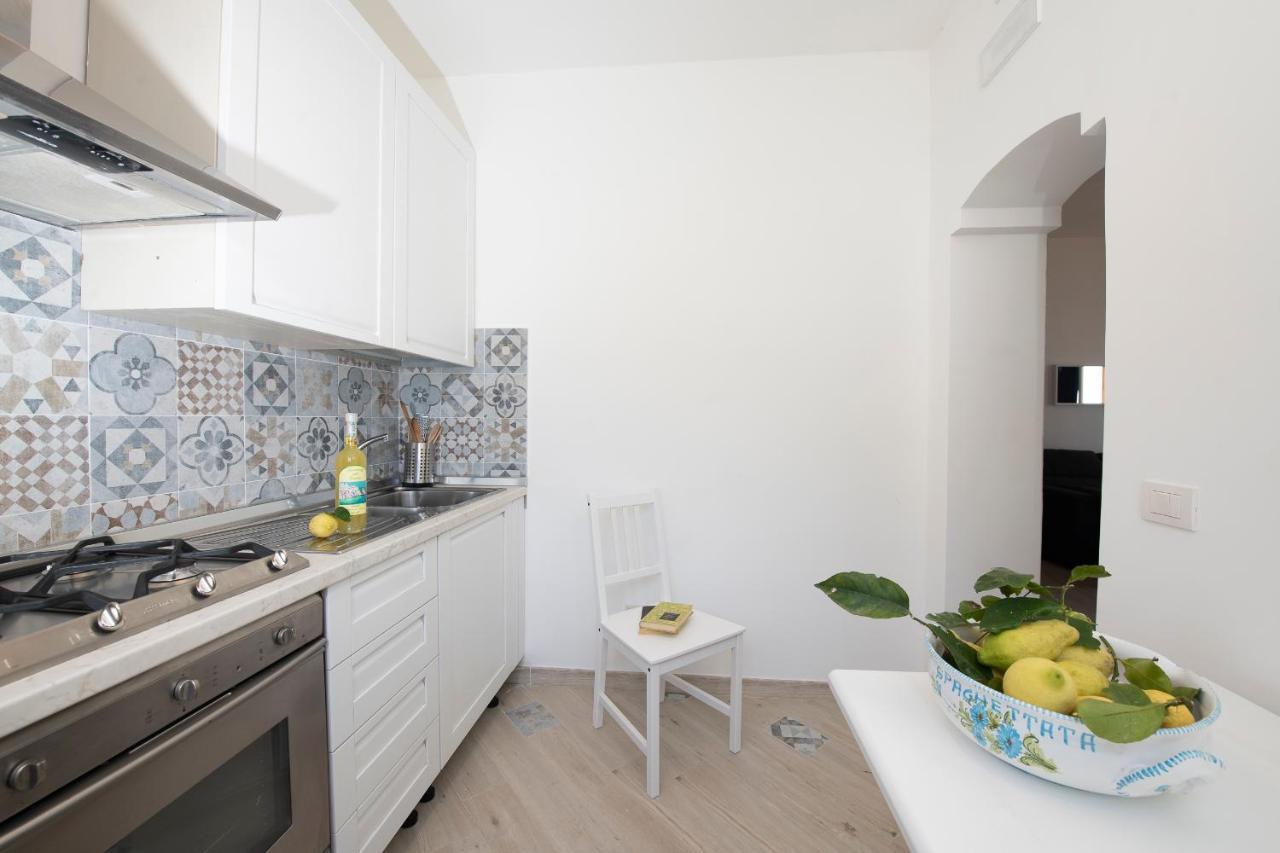 Venere House -balcony & Seaview Apartment